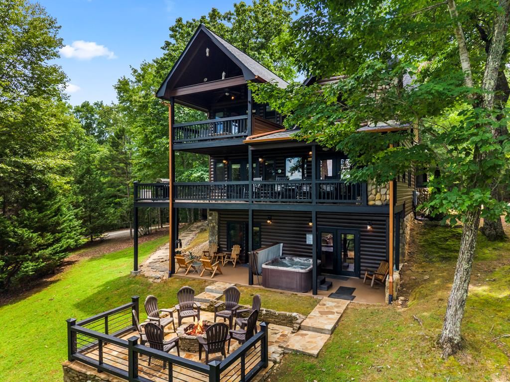 353 Robinson Thomas Road, Morganton, GA 30560