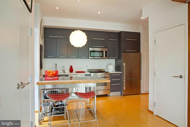 2250 11TH ST NW #304, Washington, DC 20001