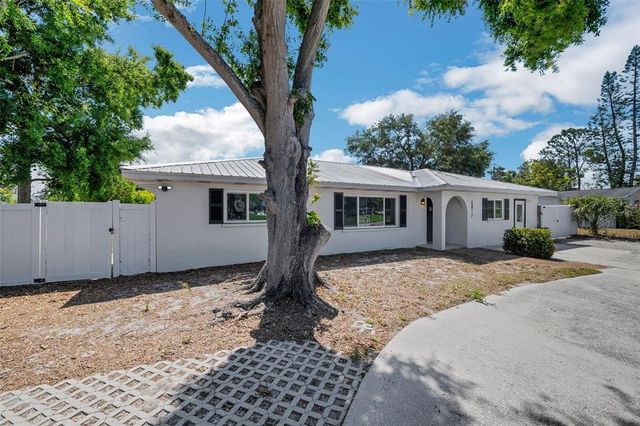 5817 26TH STREET W, Bradenton, FL 34207