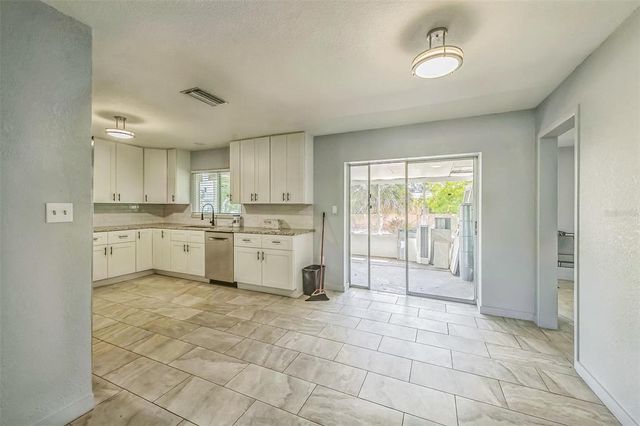 5817 26TH STREET W, Bradenton, FL 34207