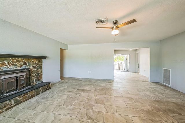 5817 26TH STREET W, Bradenton, FL 34207