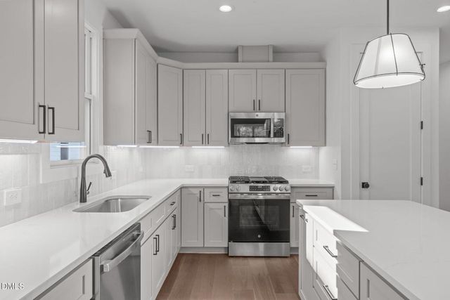 637 Conover Road B, Durham, NC 27703