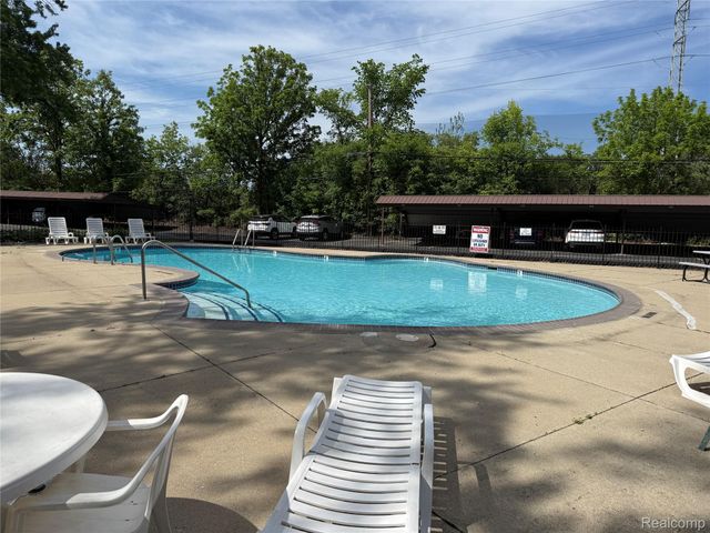 4109 Benjamin Avenue 2, Royal Oak, MI 48073