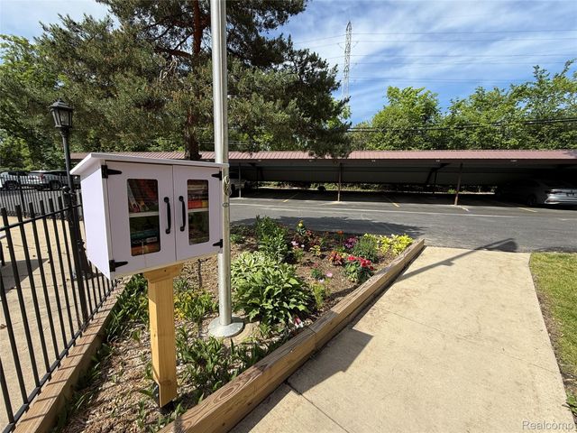 4109 Benjamin Avenue 2, Royal Oak, MI 48073
