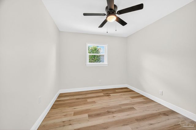 1002 N 7th Ave, Pensacola, FL 32501