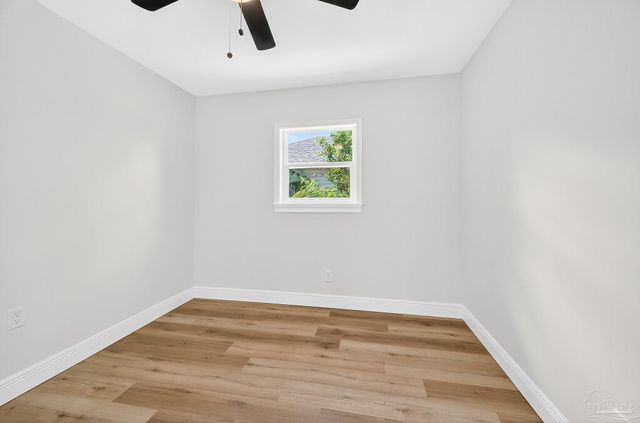 1002 N 7th Ave, Pensacola, FL 32501