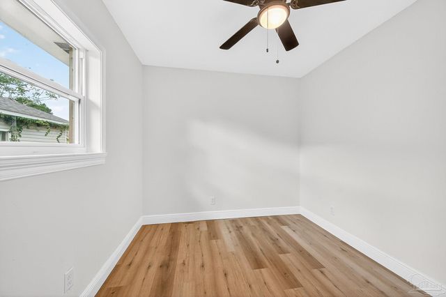 1002 N 7th Ave, Pensacola, FL 32501