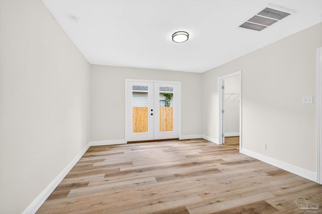 1002 N 7th Ave, Pensacola, FL 32501