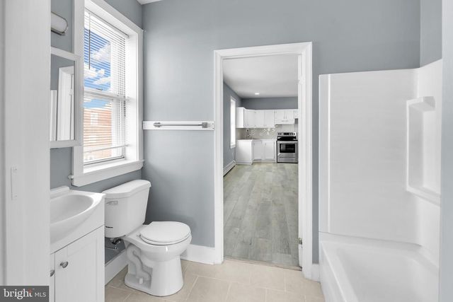 5245 GLENLOCH ST, Philadelphia, PA 19124