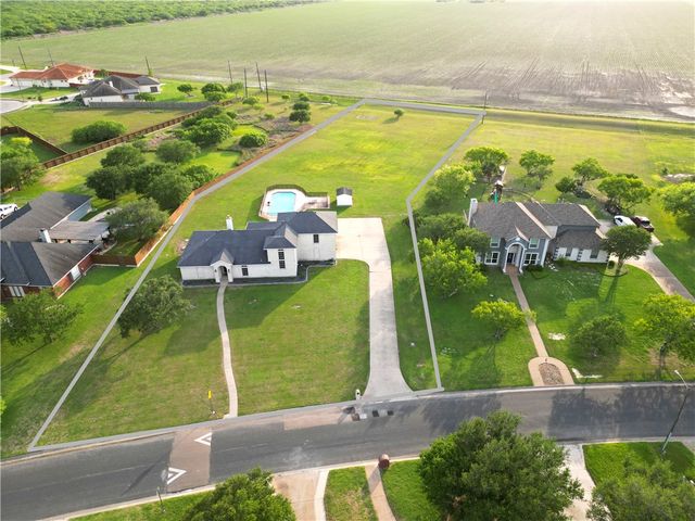 6041 King Trail, Corpus Christi, TX 78414