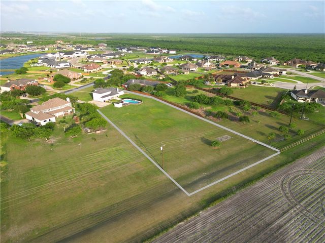 6041 King Trail, Corpus Christi, TX 78414