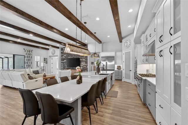 10579 MEADOWRUN DRIVE, Lithia, FL 33547