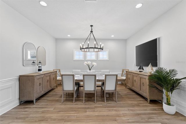 10579 MEADOWRUN DRIVE, Lithia, FL 33547