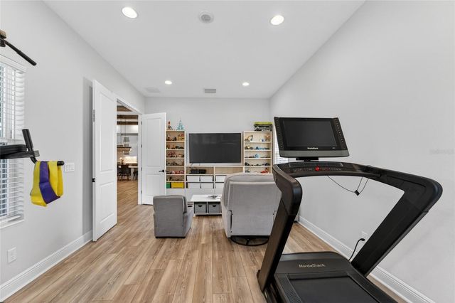 10579 MEADOWRUN DRIVE, Lithia, FL 33547