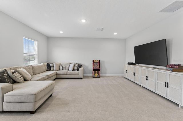 10579 MEADOWRUN DRIVE, Lithia, FL 33547