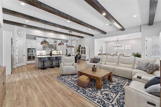 10579 MEADOWRUN DRIVE, Lithia, FL 33547