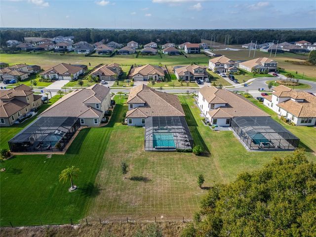 10579 MEADOWRUN DRIVE, Lithia, FL 33547