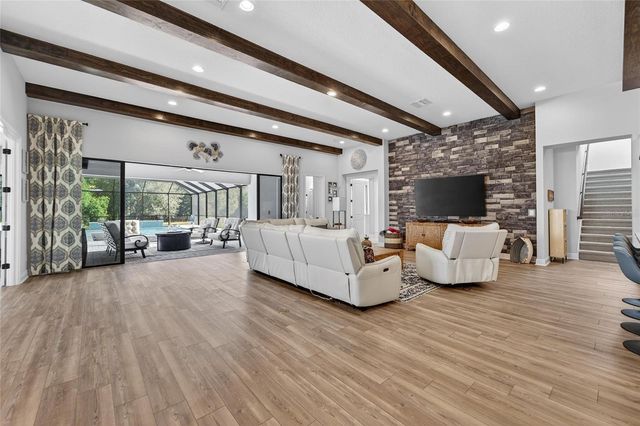 10579 MEADOWRUN DRIVE, Lithia, FL 33547