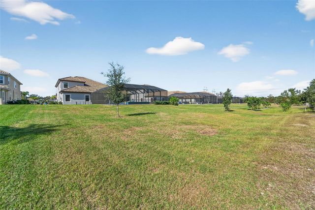 10579 MEADOWRUN DRIVE, Lithia, FL 33547