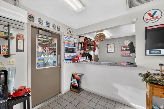 4650 S CONSTITUTION BLVD, Taylorsville, UT 84129