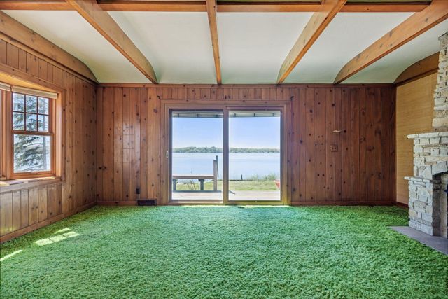 3625 Tuxedo Road, Minnetrista, MN 55364