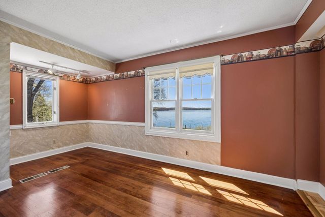 3625 Tuxedo Road, Minnetrista, MN 55364