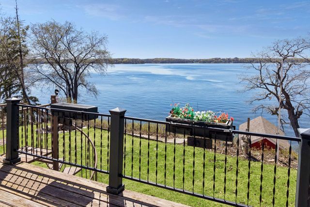 3625 Tuxedo Road, Minnetrista, MN 55364