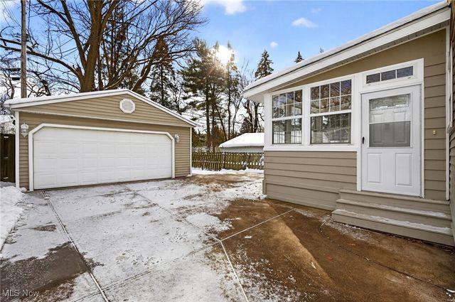 19524 Maple Heights Boulevard, Maple Heights, OH 44137