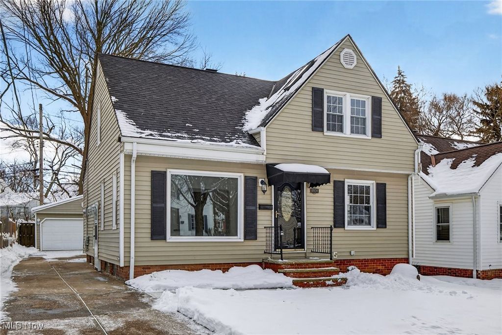 19524 Maple Heights Boulevard, Maple Heights, OH 44137