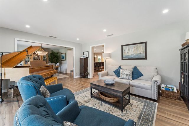 6204 DONEGAL DRIVE, Orlando, FL 32819