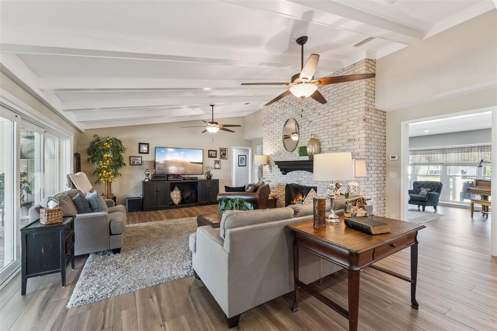 Image 9 of property listing at 6204 DONEGAL DRIVE, Orlando, FL 32819