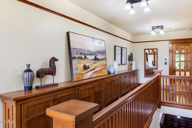 1361 Ridge Way, Pasadena, CA 91106