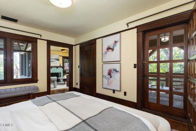 1361 Ridge Way, Pasadena, CA 91106