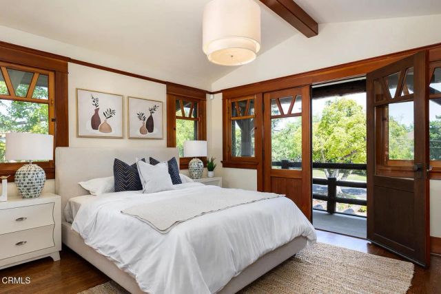 1361 Ridge Way, Pasadena, CA 91106
