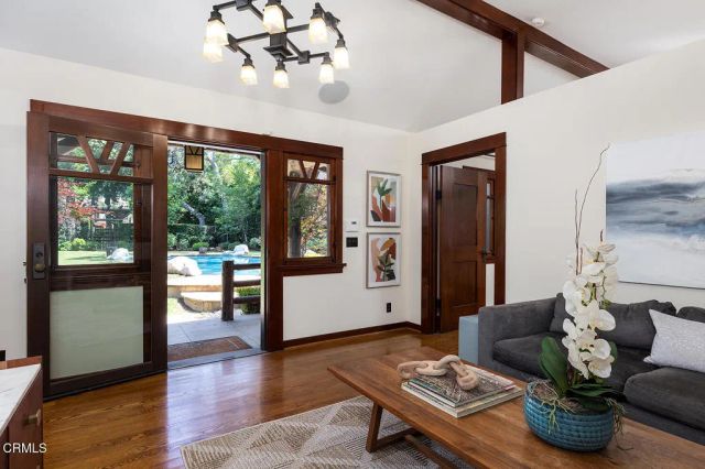 1361 Ridge Way, Pasadena, CA 91106