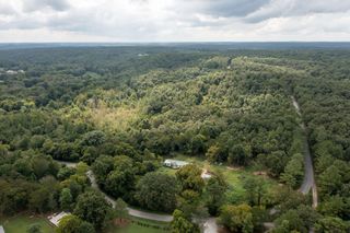 694 Napier Rd, Hohenwald, TN 38462