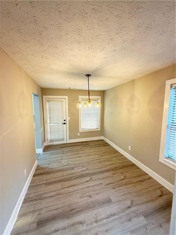 578 Hambrick Square, Stone Mountain, GA 30083