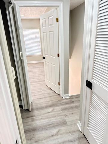 578 Hambrick Square, Stone Mountain, GA 30083