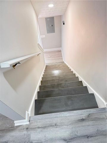 578 Hambrick Square, Stone Mountain, GA 30083