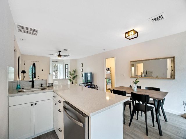 472 COLGATE ROAD, Venice, FL 34293