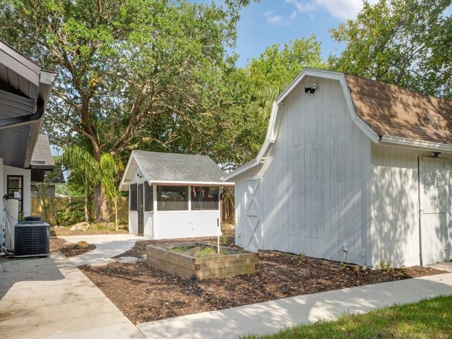 472 COLGATE ROAD, Venice, FL 34293