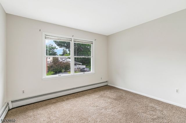 225 Charlotte Ave, South Bound Brook Boro, NJ 08880
