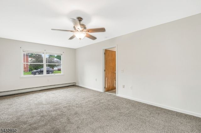225 Charlotte Ave, South Bound Brook Boro, NJ 08880