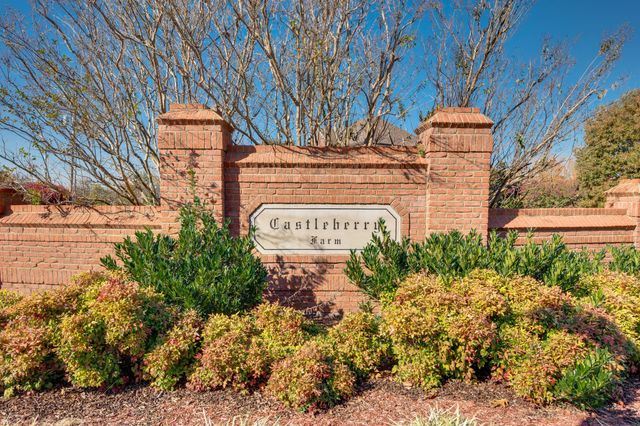 7276 Old Franklin Rd, Fairview, TN 37062