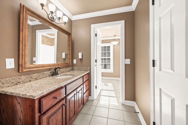 7276 Old Franklin Rd, Fairview, TN 37062