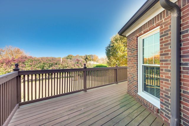 7276 Old Franklin Rd, Fairview, TN 37062