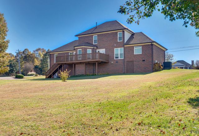 7276 Old Franklin Rd, Fairview, TN 37062
