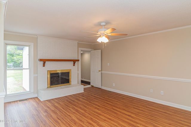 1866 Century Drive, Greenville, NC 27834