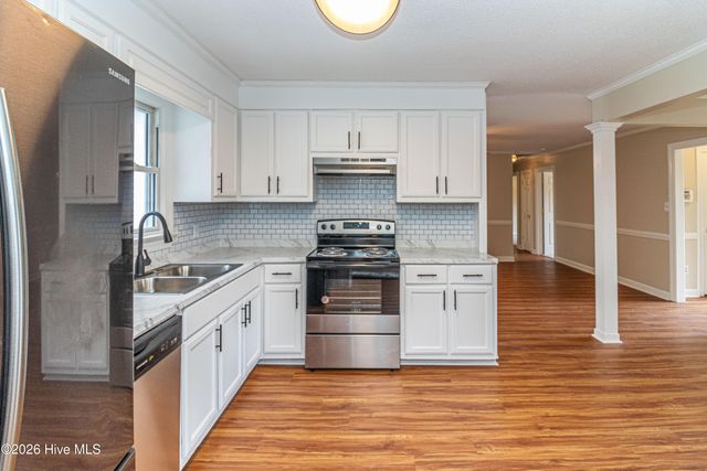 1866 Century Drive, Greenville, NC 27834