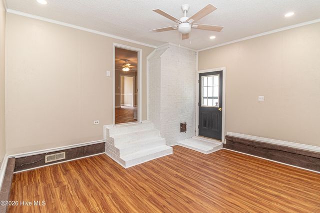 1866 Century Drive, Greenville, NC 27834